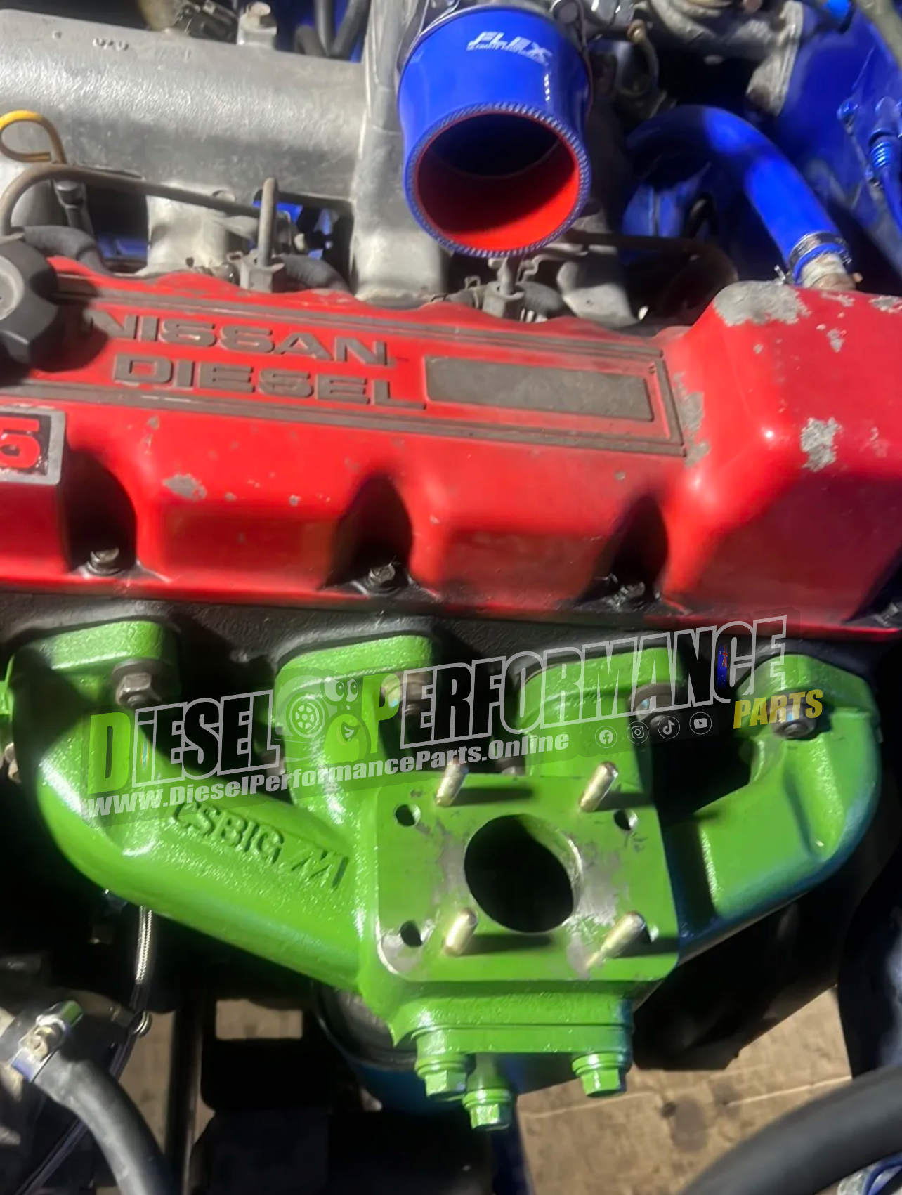 TD25/TD27/BD25/BD30/QD32 High Mount Turbo Exhaust Manifold