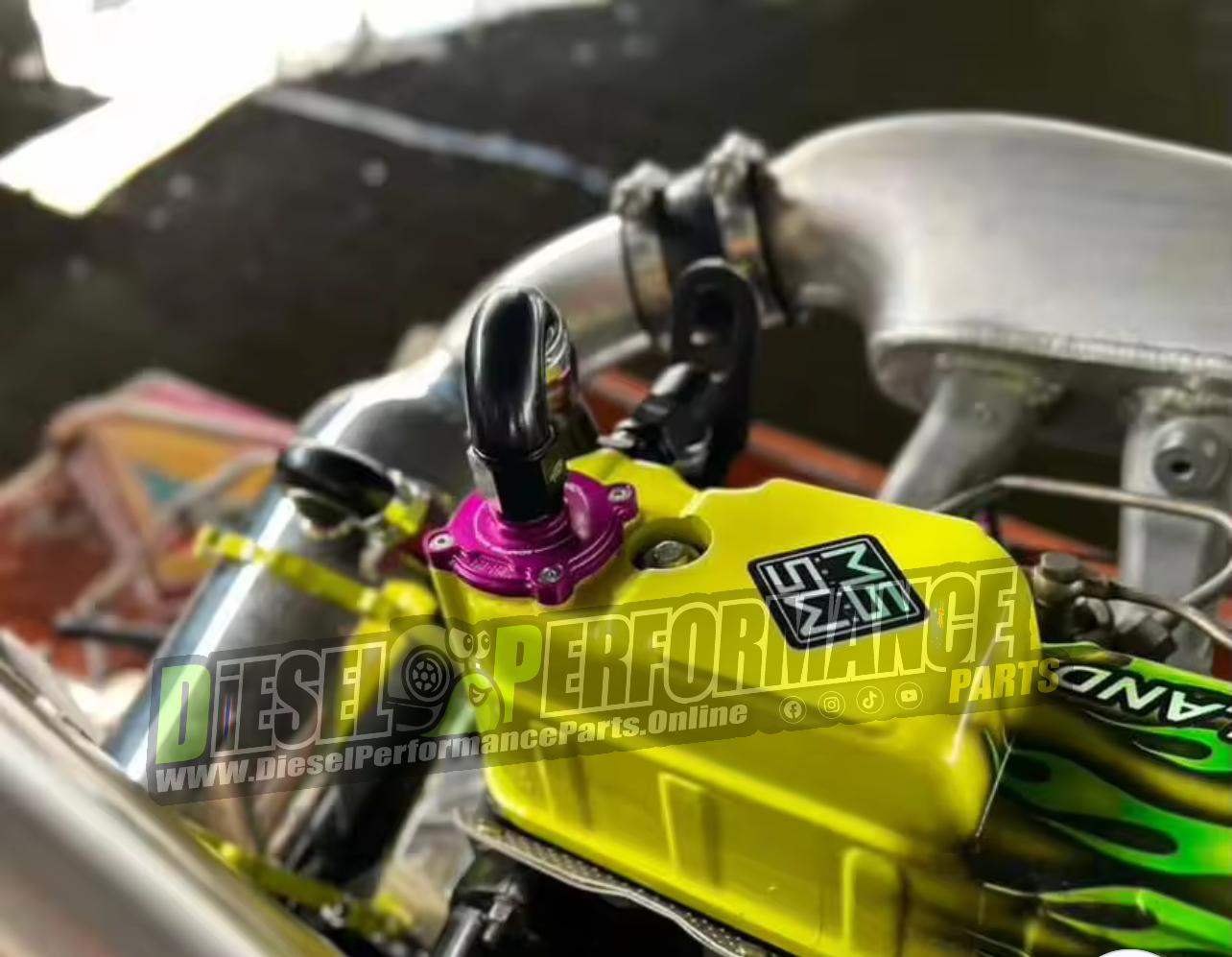 4JH1/4JA1/4JB1 Billet AN-10 Breather Valve Cover [MS]